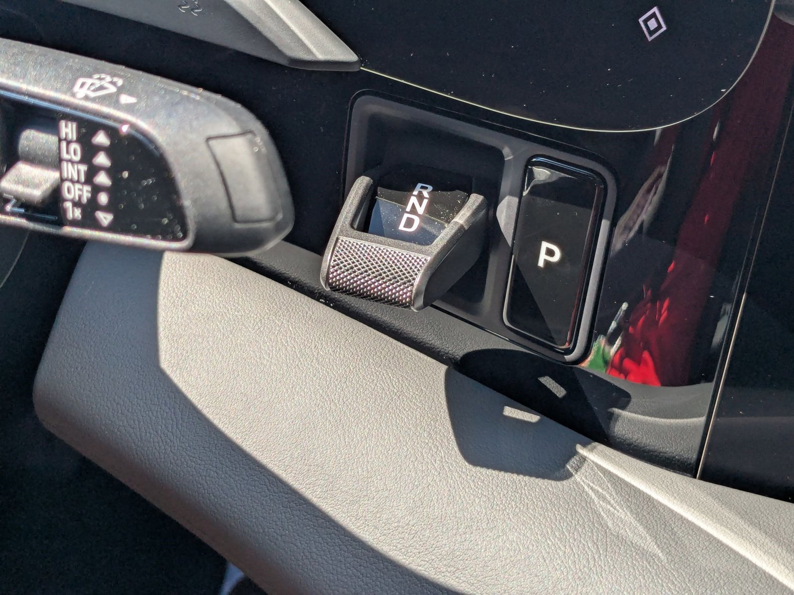 New 2025 Porsche Taycan image 21