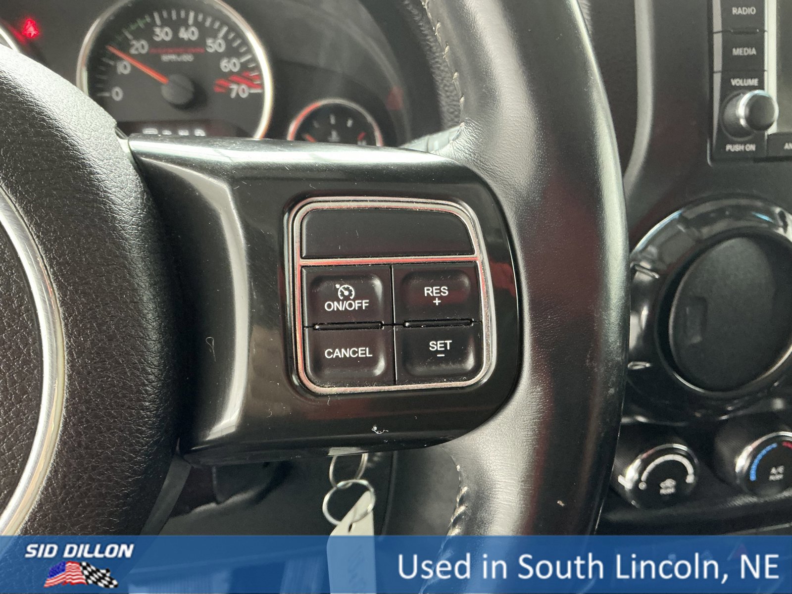 Used 2015 Jeep Wrangler Unlimited Rubicon image 9