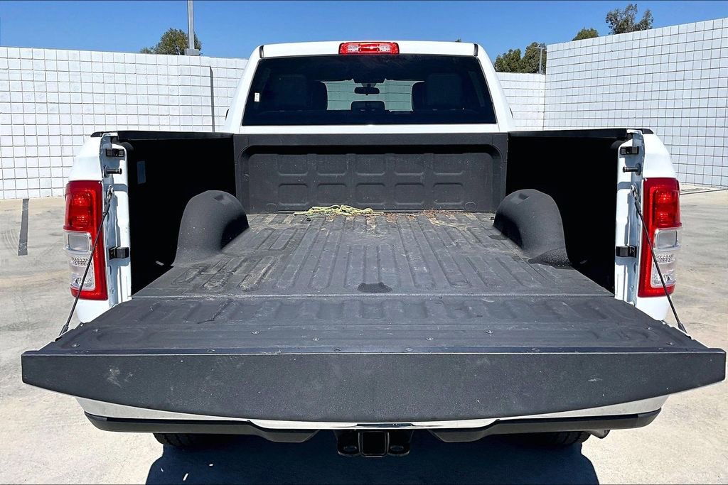 Used 2022 RAM 2500 Tradesman w/ Chrome Appearance Group image 25