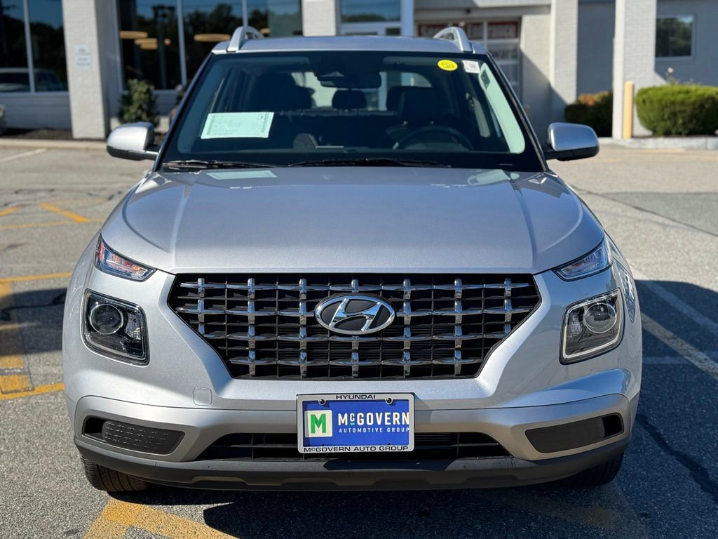 New 2025 Hyundai Venue SEL image 8