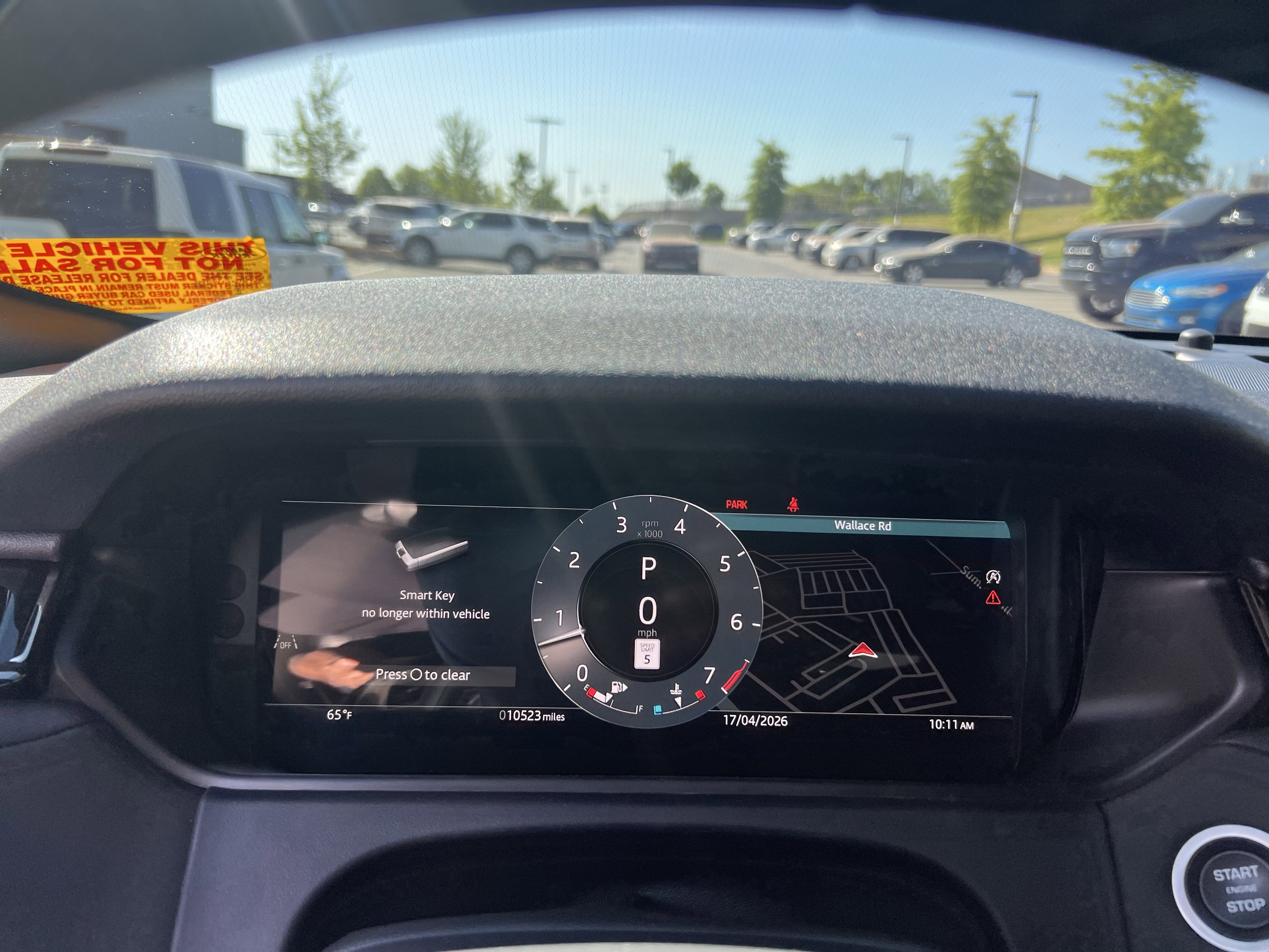 Used 2025 Land Rover Range Rover Velar Dynamic SE AWD/4WD image 21