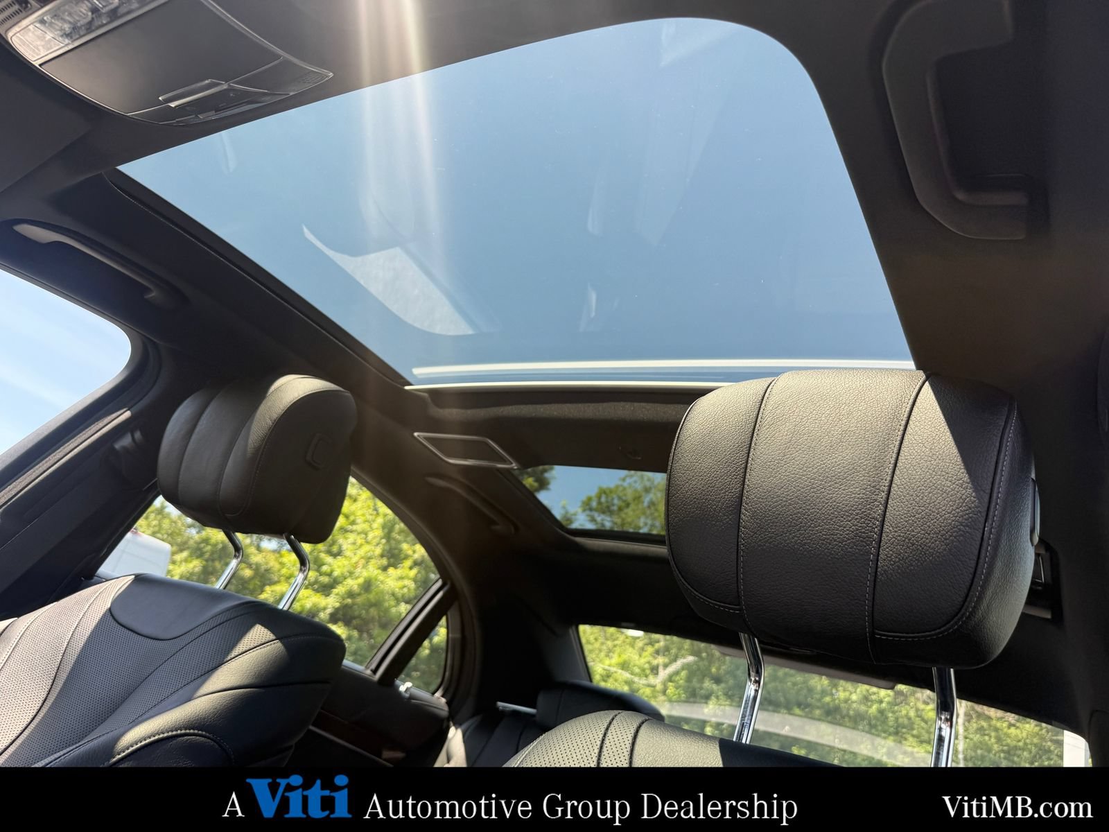 Used 2015 Mercedes-Benz S 550 4MATIC Sedan image 19