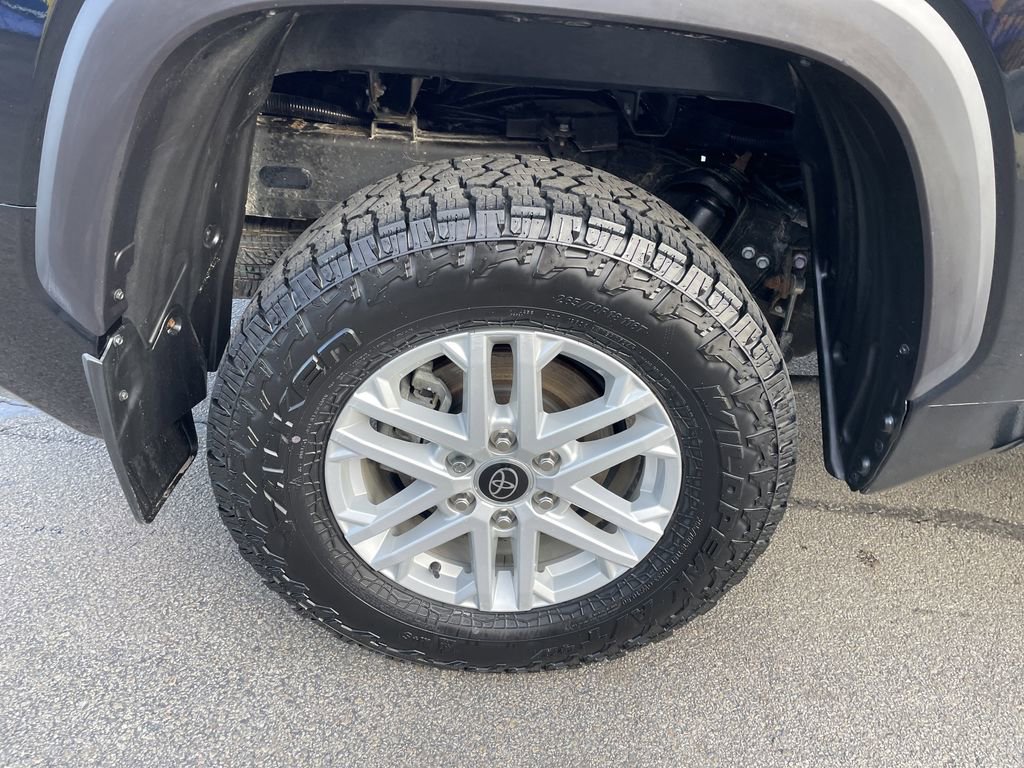 Used 2023 Toyota Tundra SR5 w/ SR5 Premium Package image 12