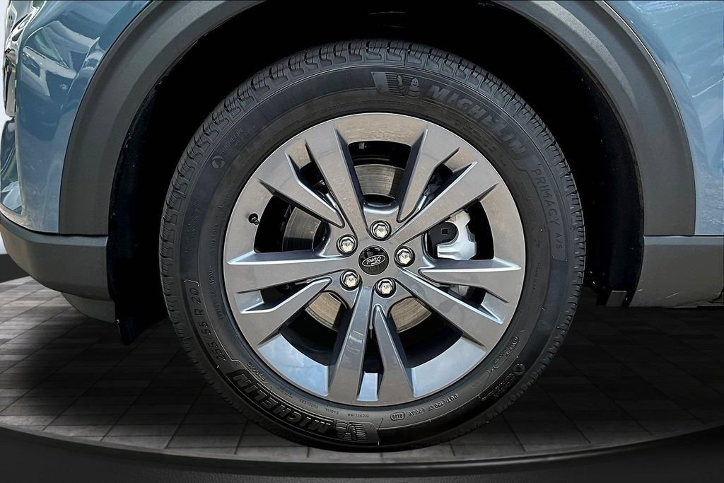 New 2026 Ford Explorer Active w/ Active Comfort Package AWD/4WD image 13