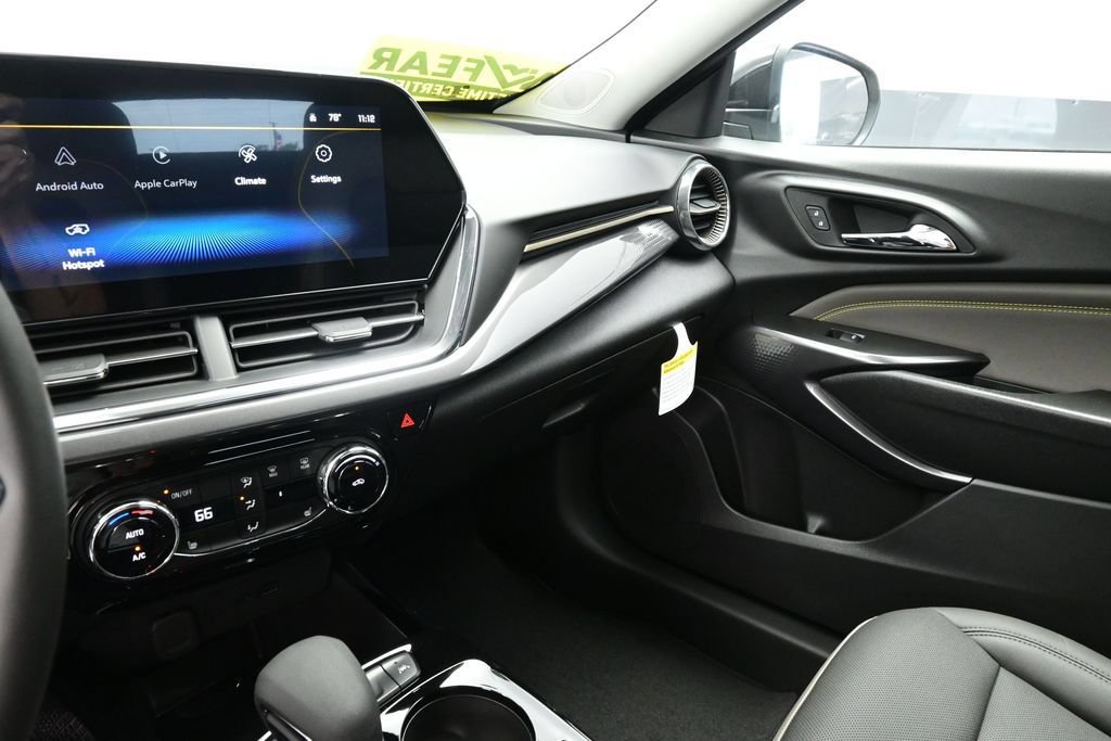 New 2026 Chevrolet Trax ACTIV FWD image 16