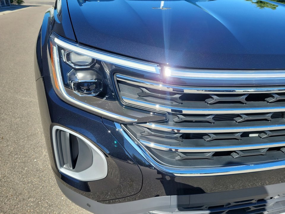 New 2026 Volkswagen Atlas SE image 24