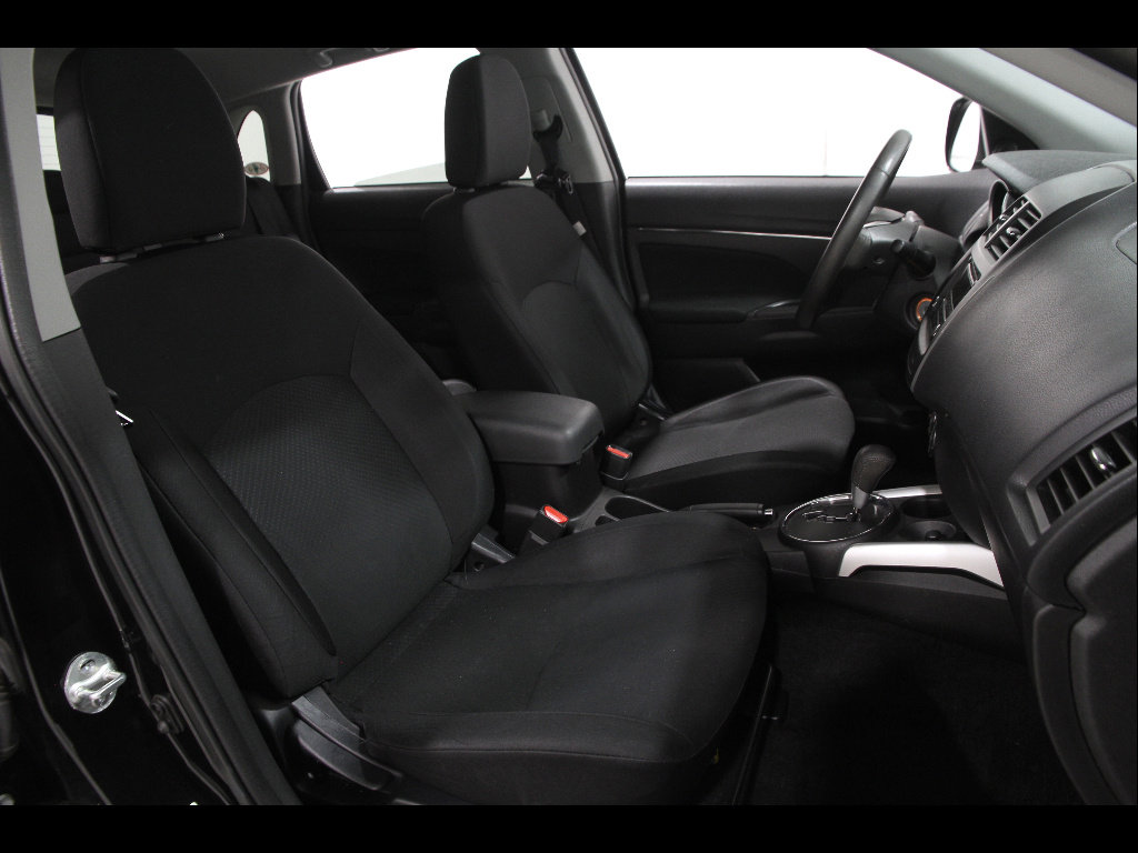 Used 2014 Mitsubishi Outlander Sport ES image 12