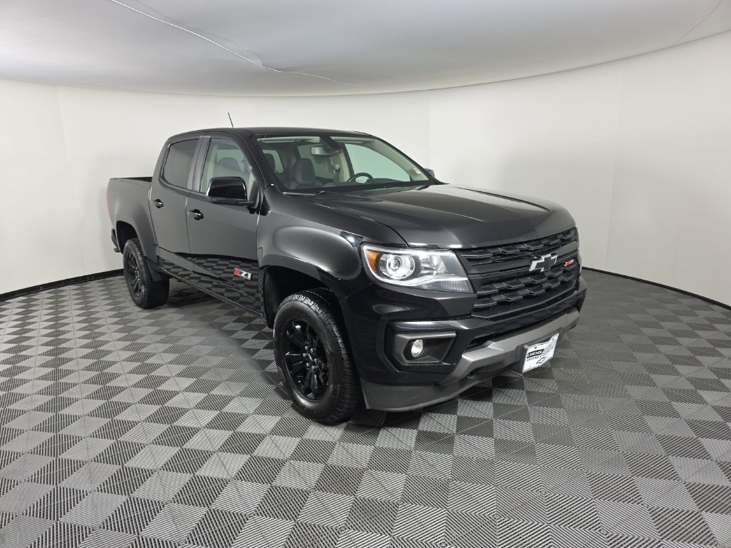 Used 2022 Chevrolet Colorado Z71 w/ Z71 Midnight Edition image 7