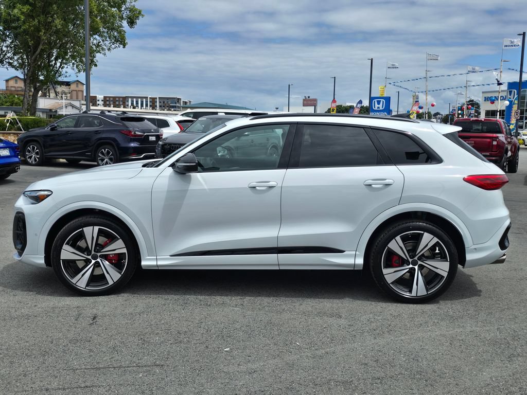 New 2026 Audi SQ5 Premium Plus AWD/4WD image 33