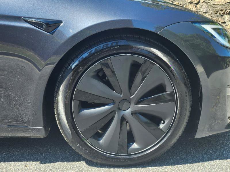 Used 2024 Tesla Model S AWD/4WD image 17