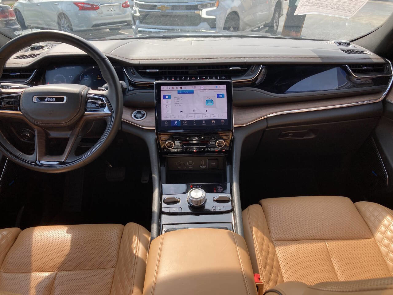 Used 2023 Jeep Grand Cherokee L Summit w/ Advanced Protech Group IV image 23