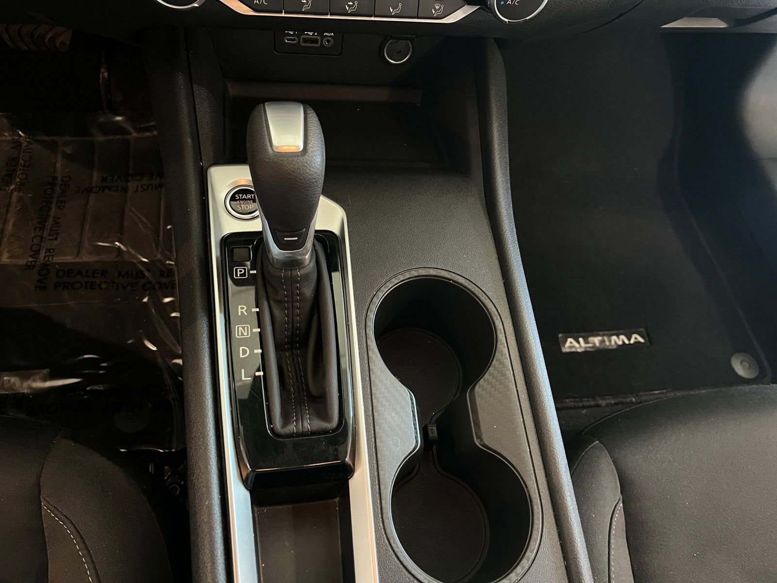 Used 2025 Nissan Altima 2.5 SV image 40