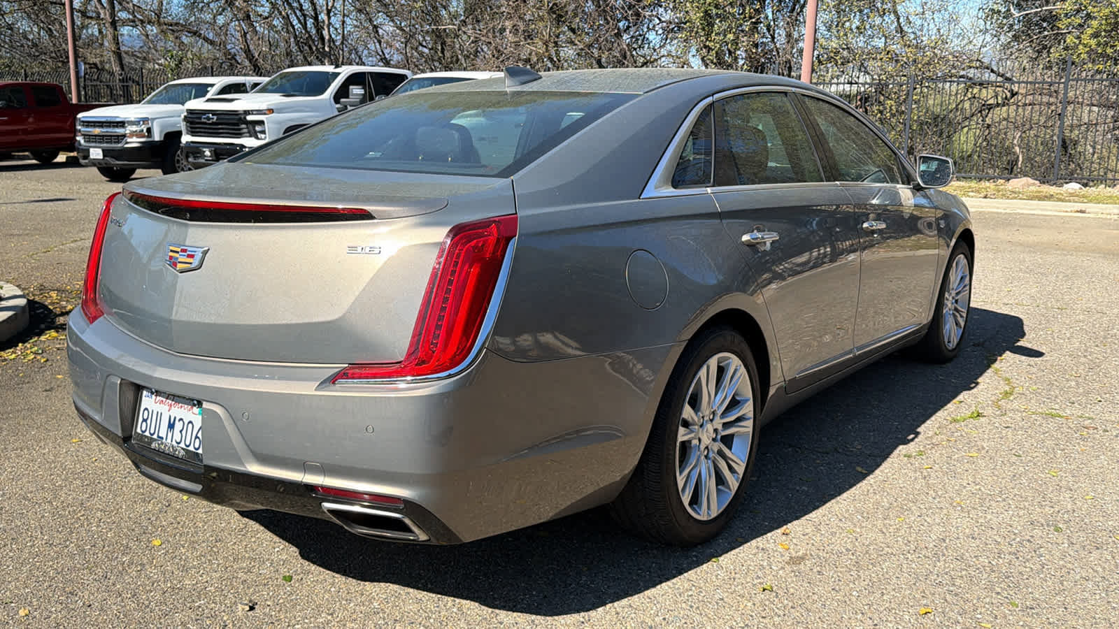 Used 2019 Cadillac XTS Luxury image 5