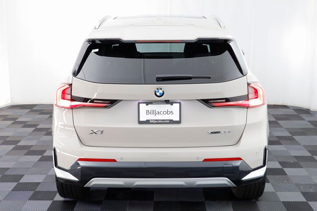 New 2026 BMW X1 xDrive28i AWD/4WD image 17