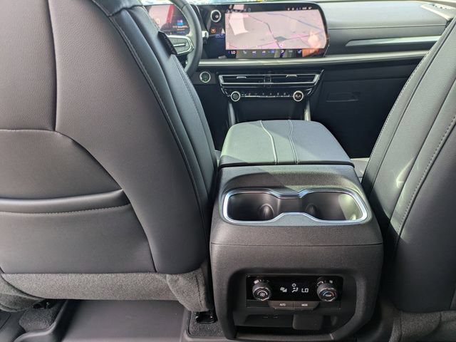 New 2026 Chevrolet Traverse LT w/ Sun and Wheel Package FWD image 30