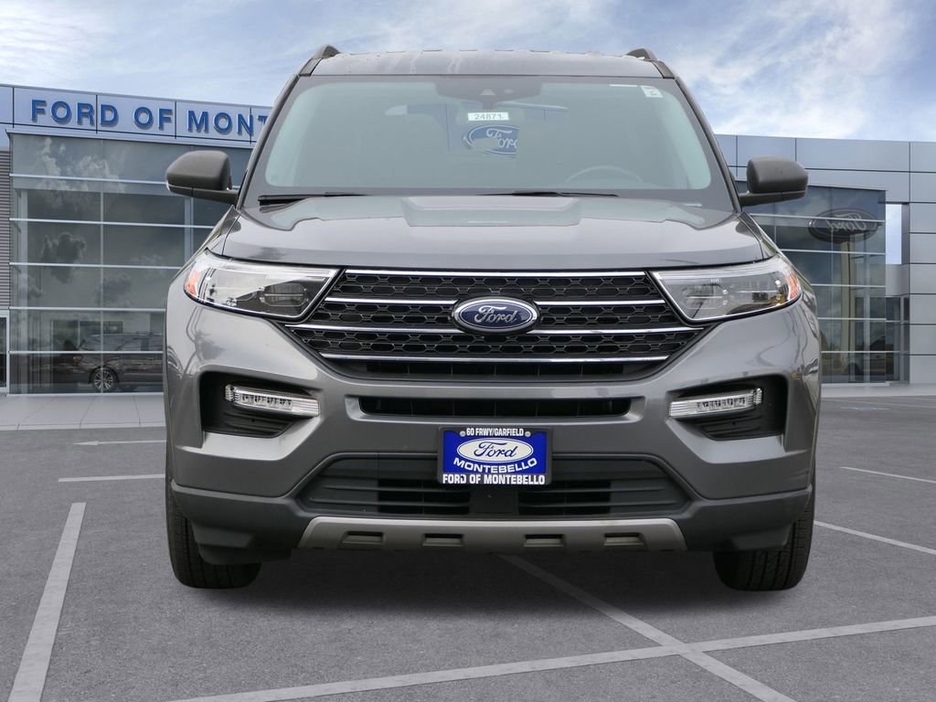Used 2021 Ford Explorer XLT w/ Equipment Group 202A image 9
