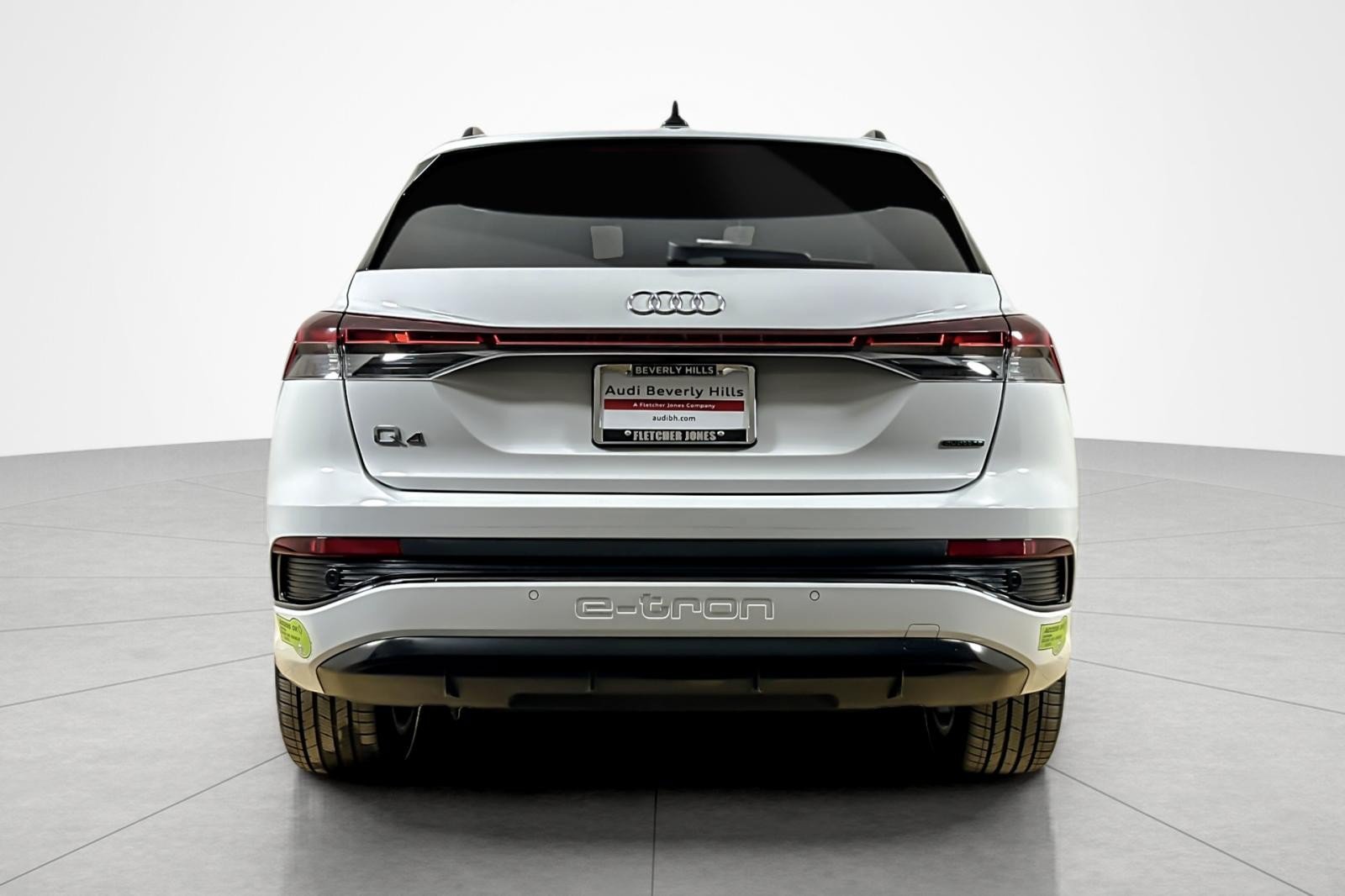 Certified 2023 Audi Q4 e-tron Premium Plus w/ Premium Plus AWD/4WD image 4