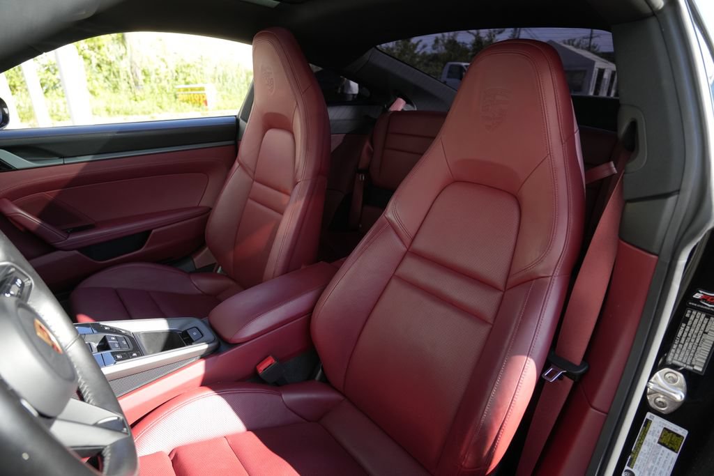 Used 2020 Porsche 911 Carrera 4S AWD/4WD image 43
