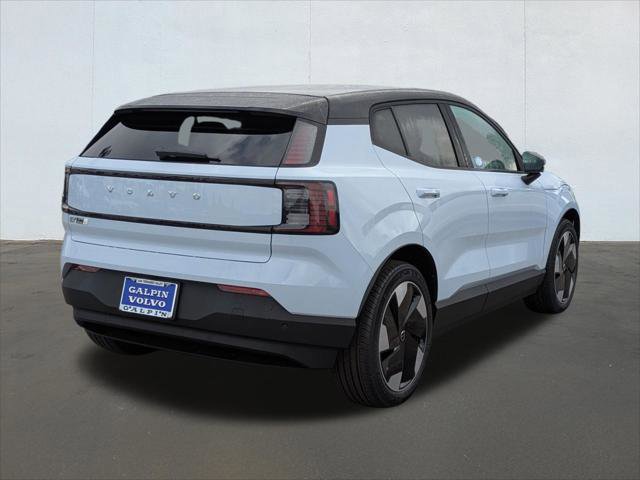 New 2026 Volvo EX30 Plus w/ Climate Package image 2