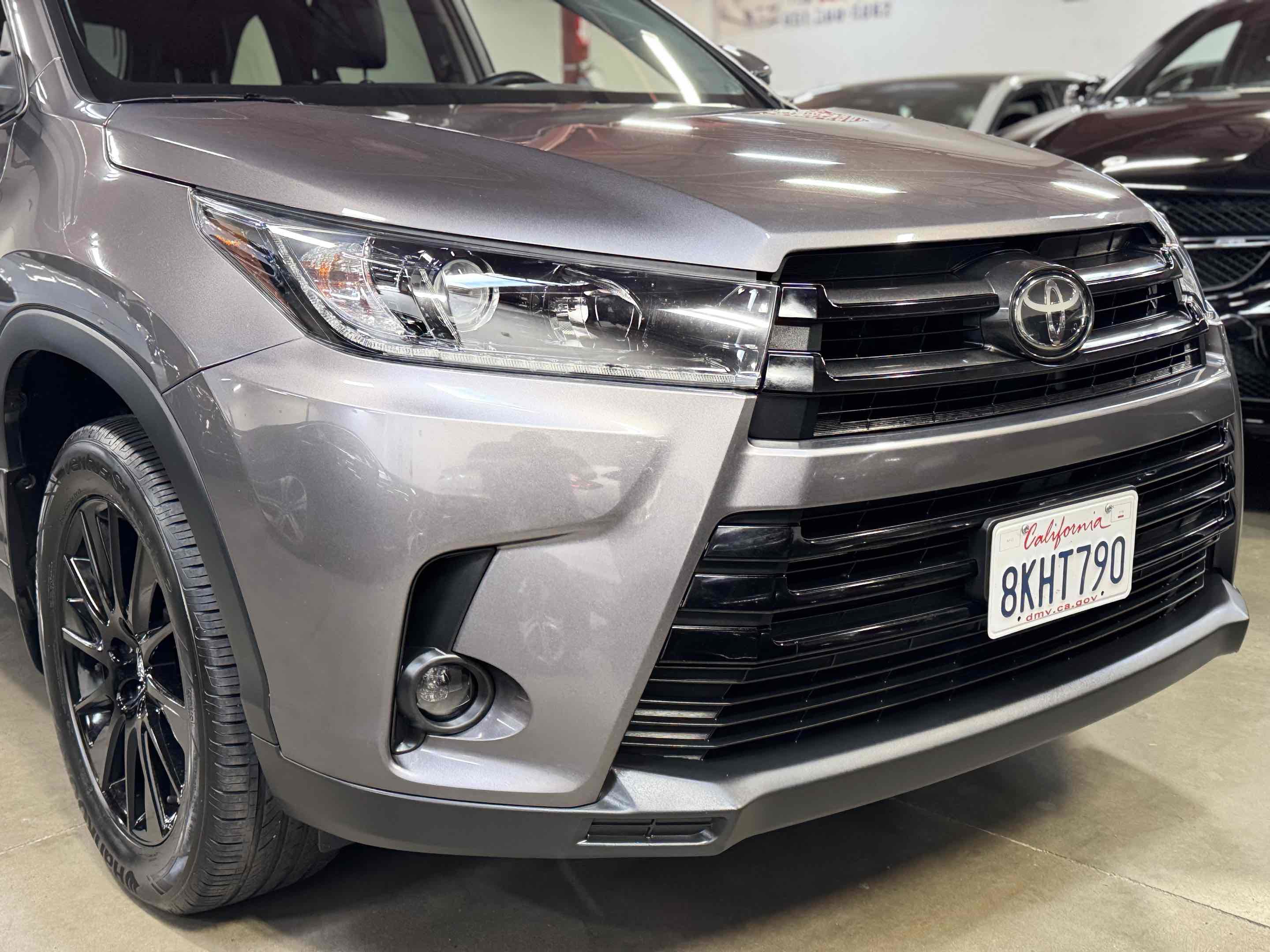 Used 2019 Toyota Highlander XLE image 35