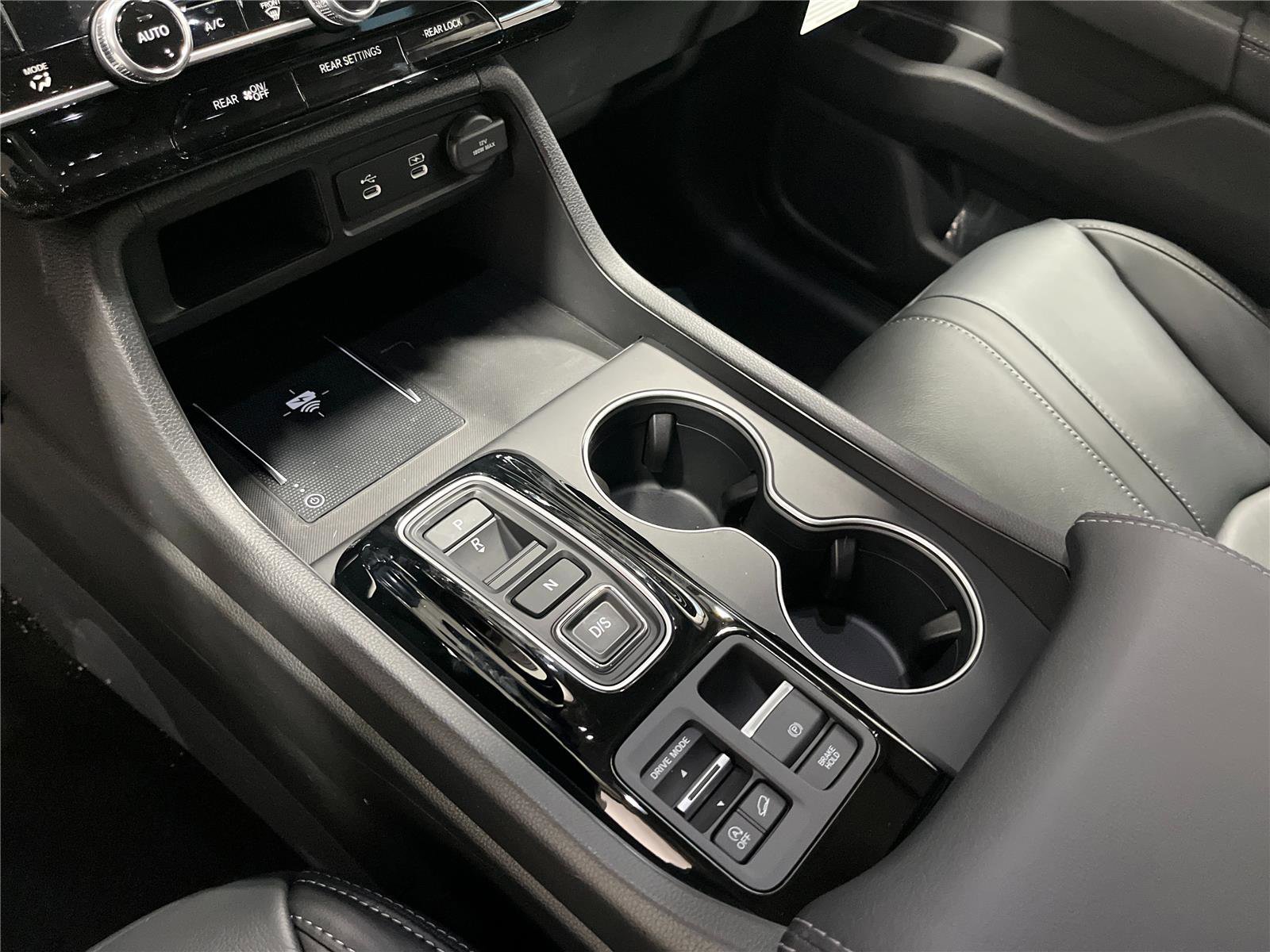 New 2026 Honda Pilot Touring image 19