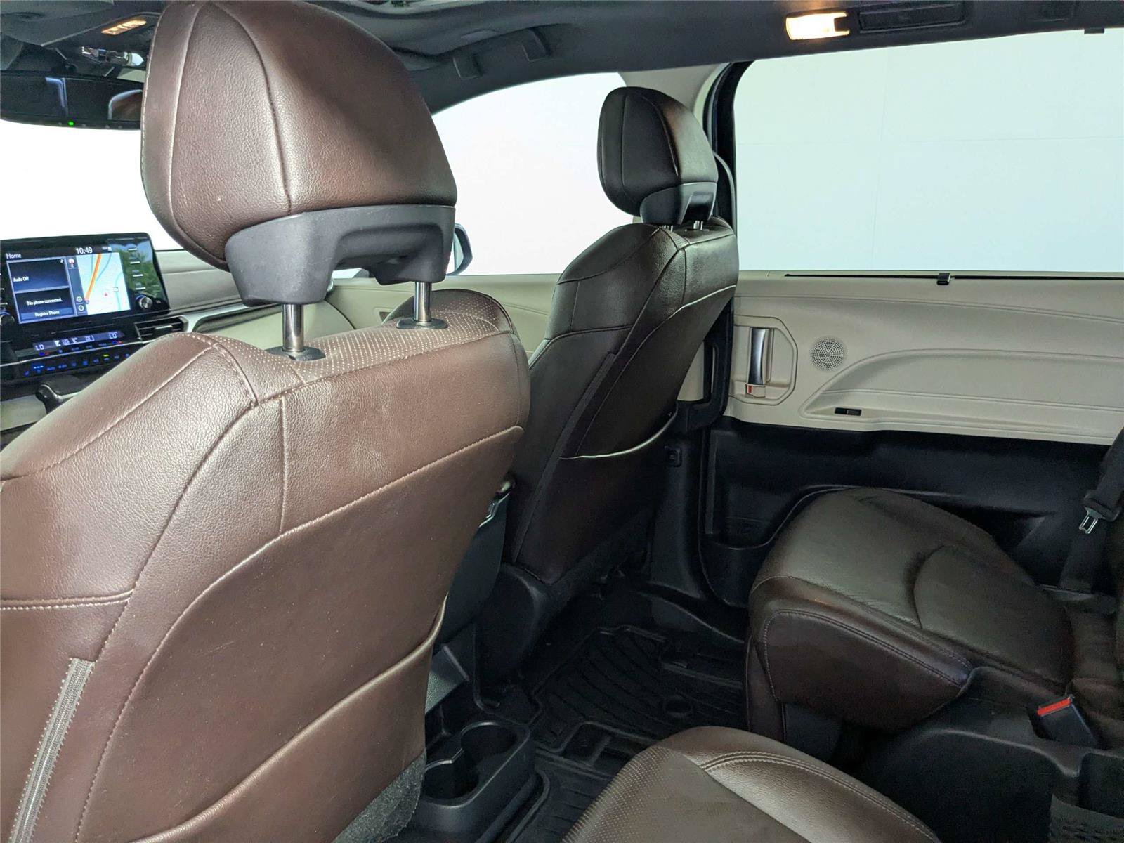 Certified 2022 Toyota Sienna Platinum FWD image 37