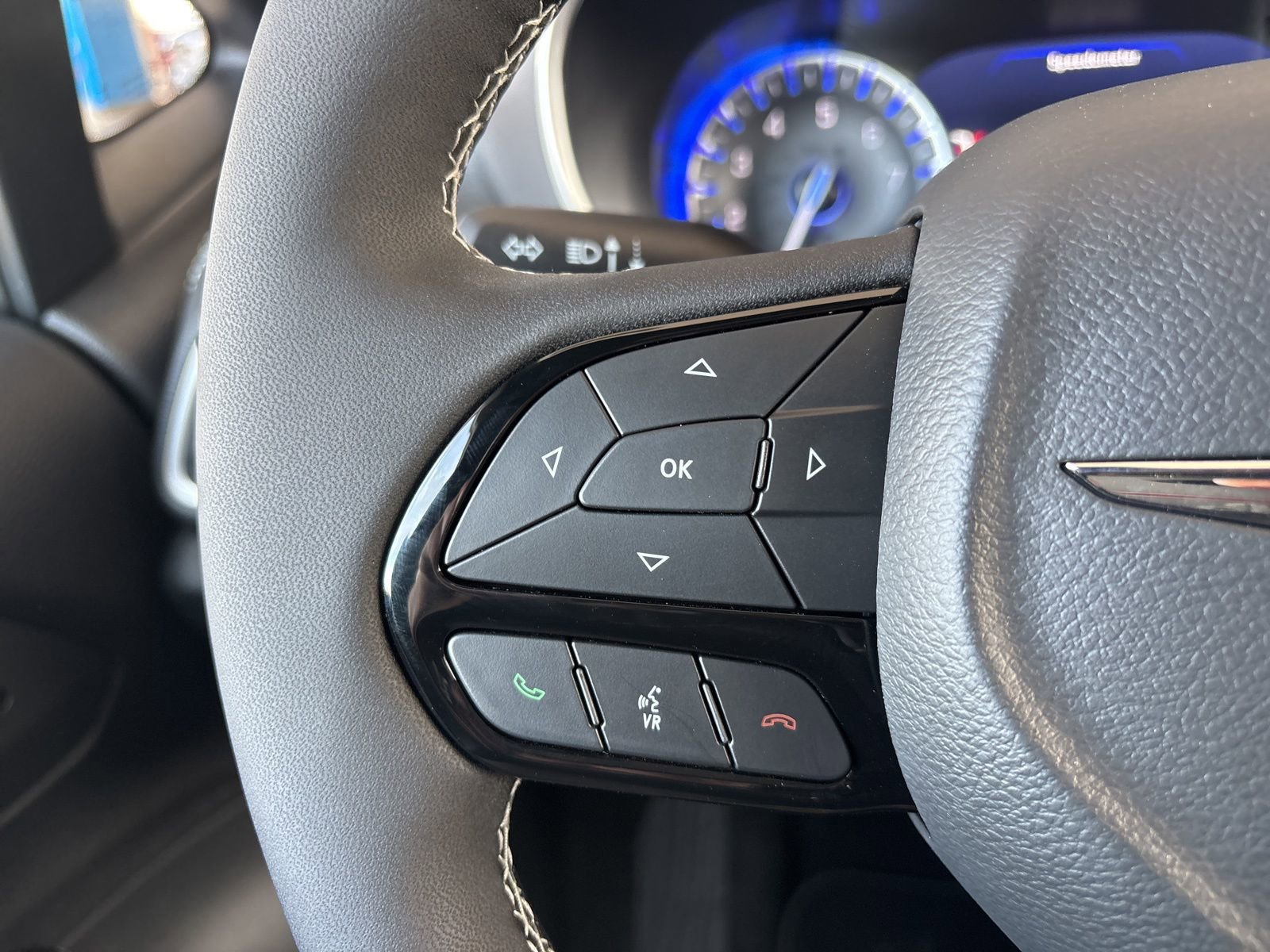 New 2026 Chrysler Pacifica Select w/ S Appearance Package image 29