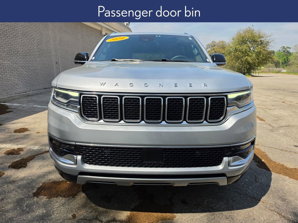 Used 2024 Jeep Wagoneer L Series II image 17