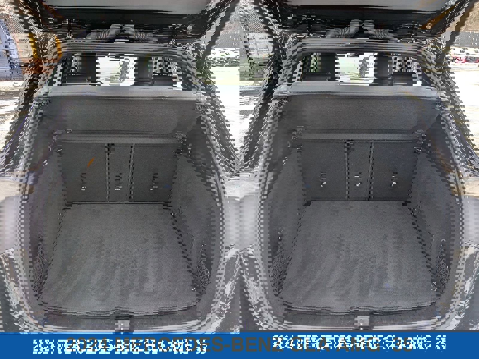 Used 2024 Mercedes-Benz GLA 35 AMG 4MATIC image 30