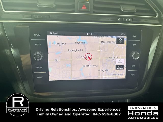 Used 2018 Volkswagen Tiguan SEL AWD/4WD image 6