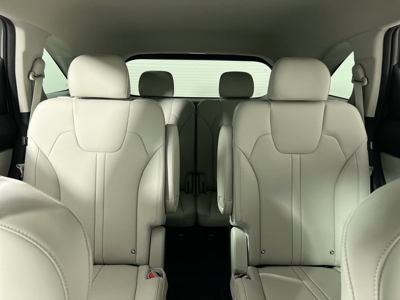 New 2026 Kia Sorento EX w/ EX Premium Package FWD image 28