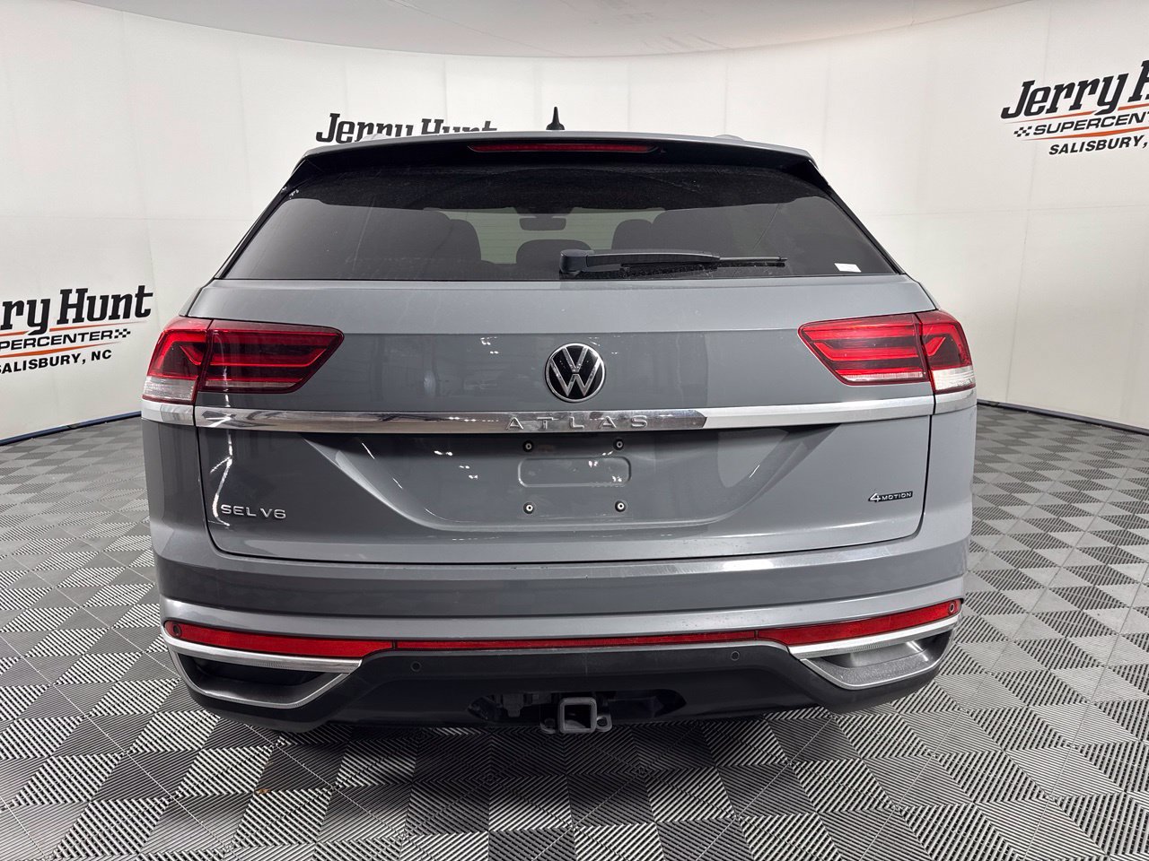 Used 2023 Volkswagen Atlas Cross Sport SEL AWD/4WD image 8