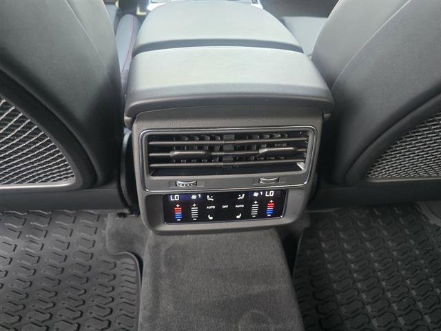 New 2025 Audi RS Q8 performance image 20