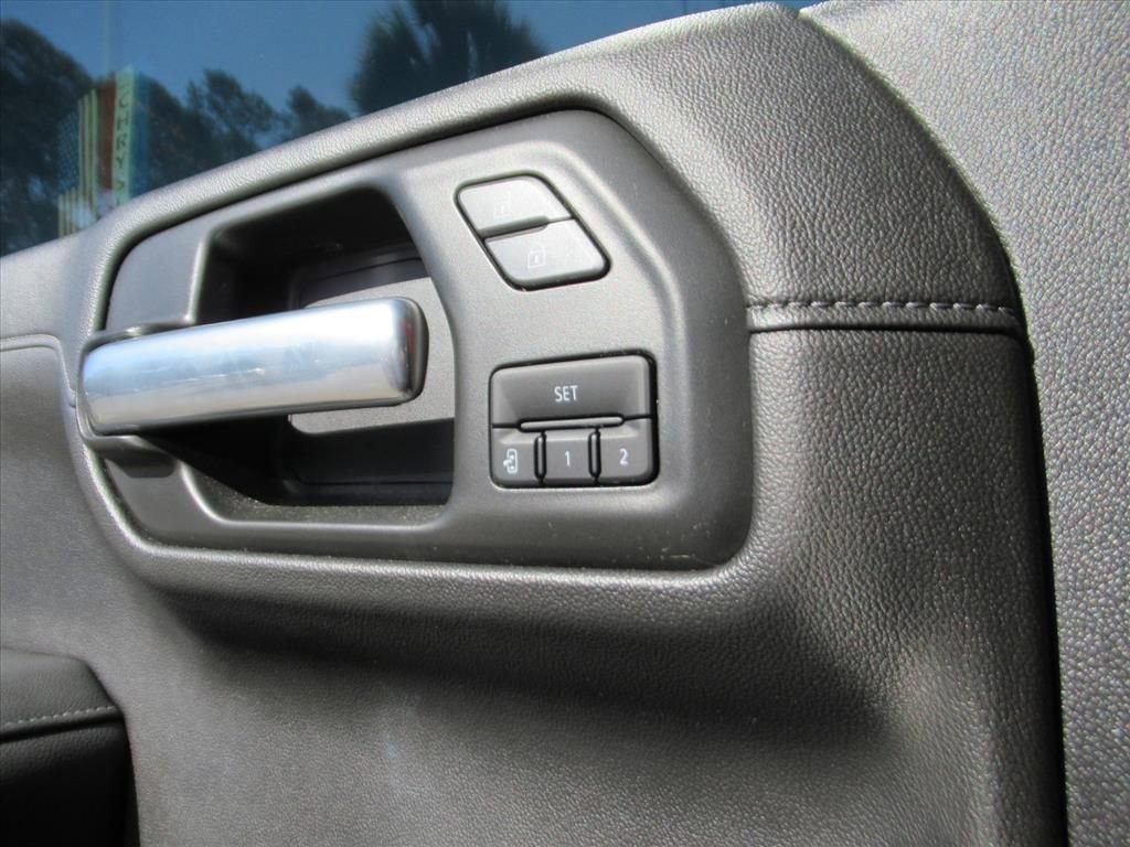 Used 2020 GMC Sierra 1500 SLT w/ SLT Premium Plus Package image 29