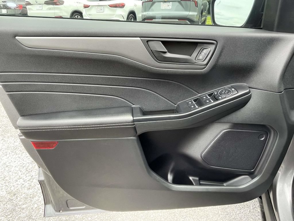Used 2026 Ford Escape Active FWD image 14
