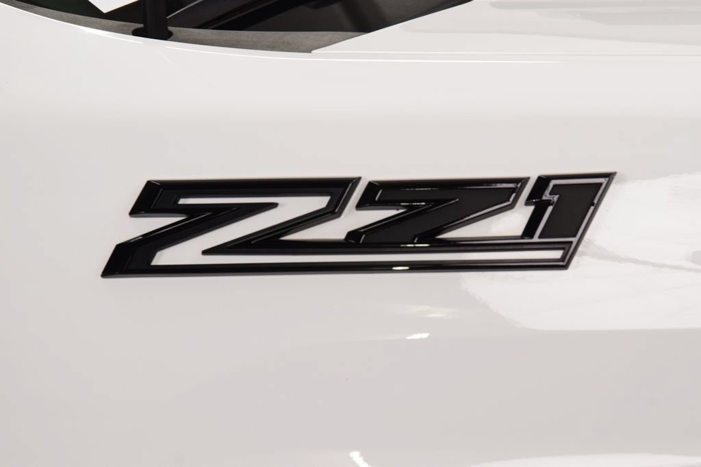 Used 2025 Chevrolet Silverado 2500 LTZ w/ LTZ Plus Package AWD/4WD image 17