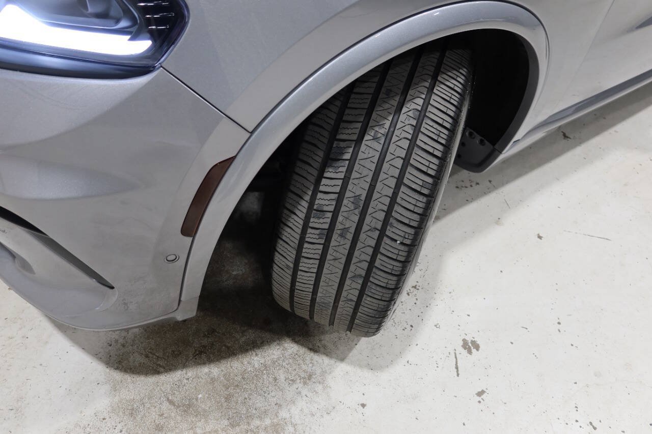 Used 2021 Dodge Durango SRT w/ Technology Group AWD/4WD image 11