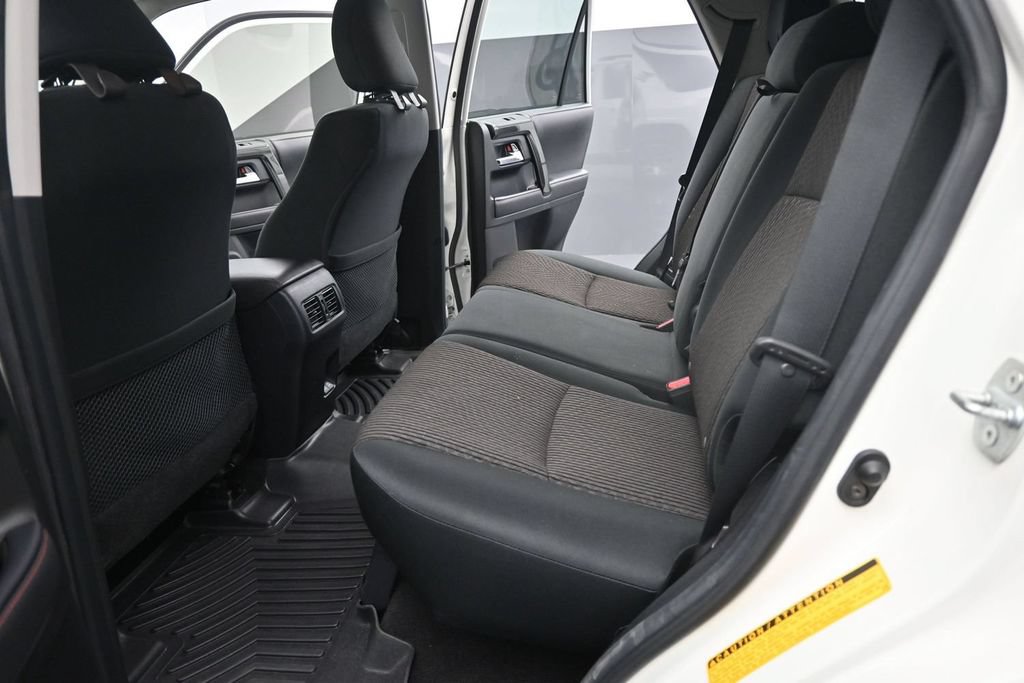 Used 2021 Toyota 4Runner TRD Off-Road AWD/4WD image 14