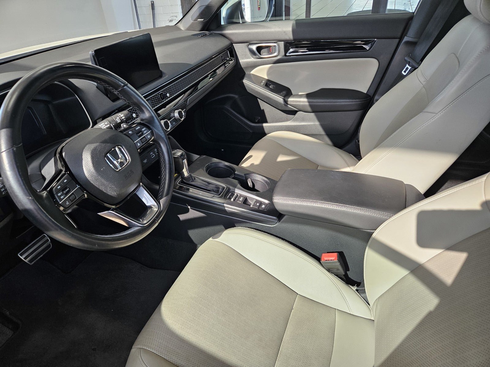 Used 2023 Honda Civic Sport Touring image 8