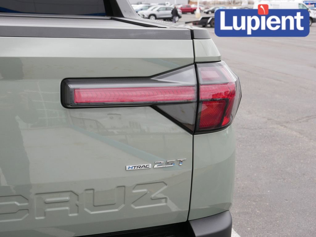 Used 2024 Hyundai Santa Cruz Limited image 6