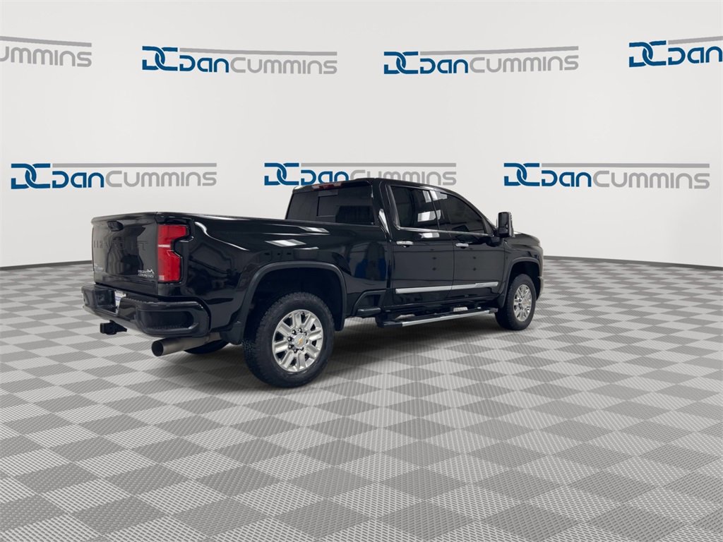 Used 2025 Chevrolet Silverado 2500 High Country w/ Technology Package image 8