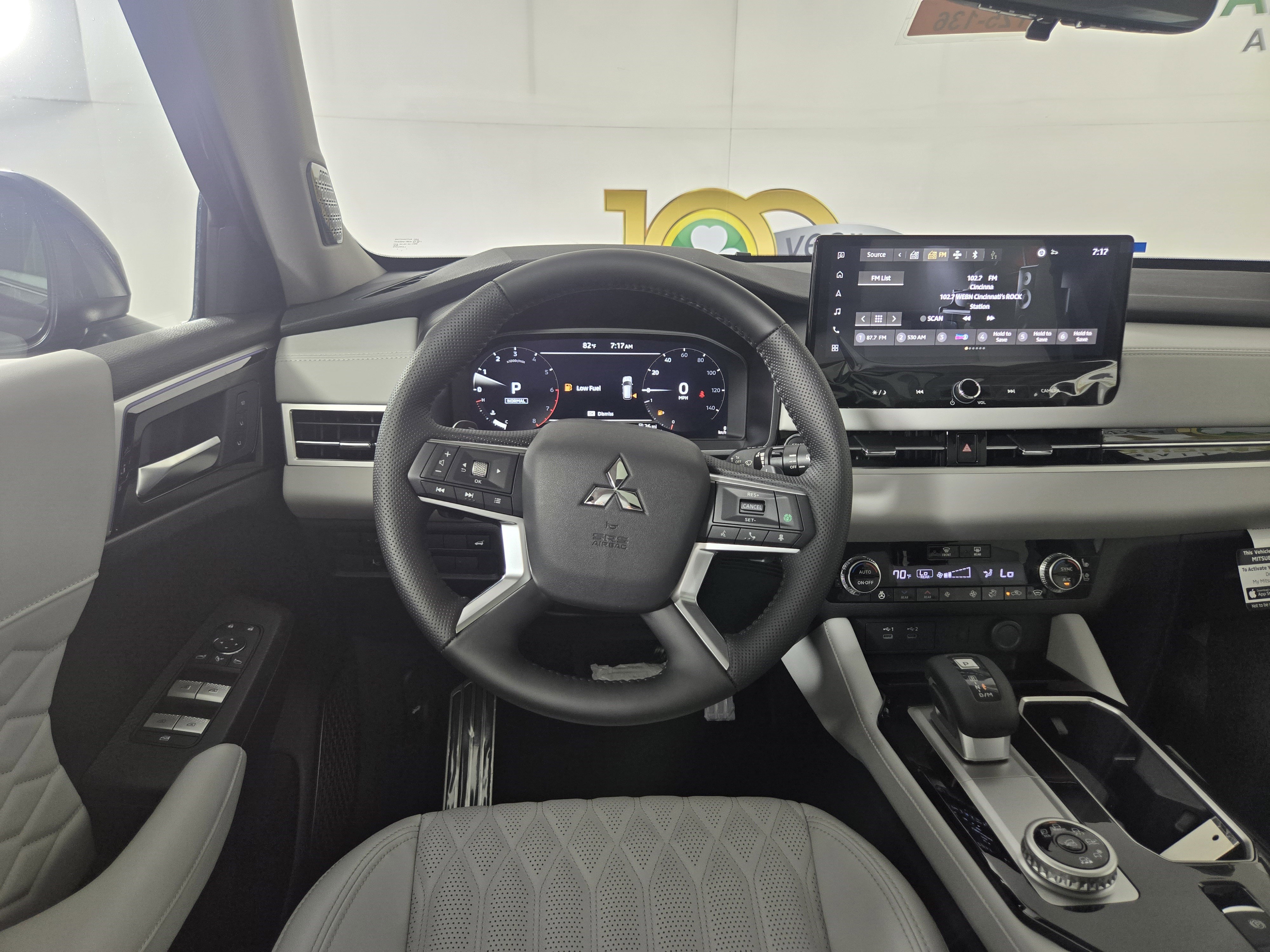 New 2025 Mitsubishi Outlander AWD image 14