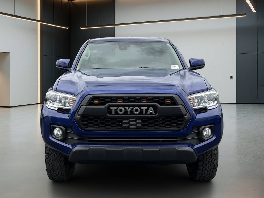 Used 2022 Toyota Tacoma SR5 AWD/4WD image 9