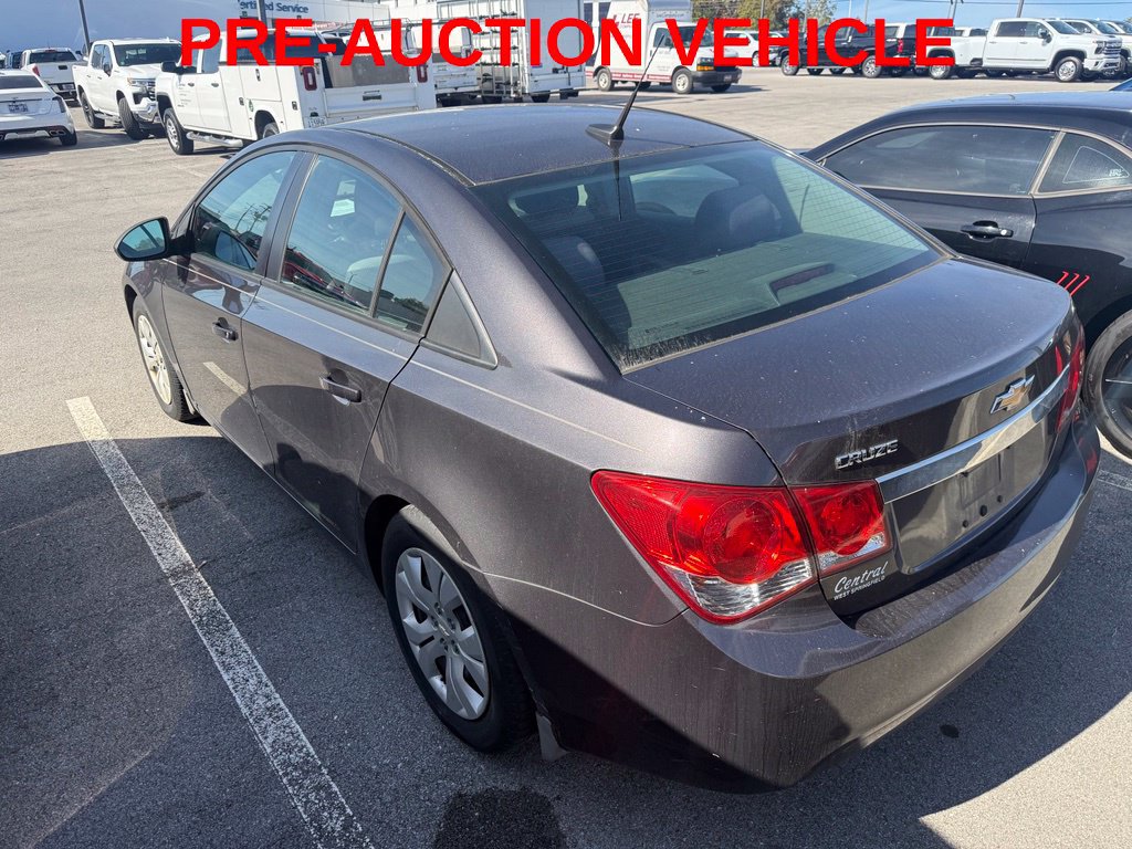 Used 2014 Chevrolet Cruze LS FWD image 4