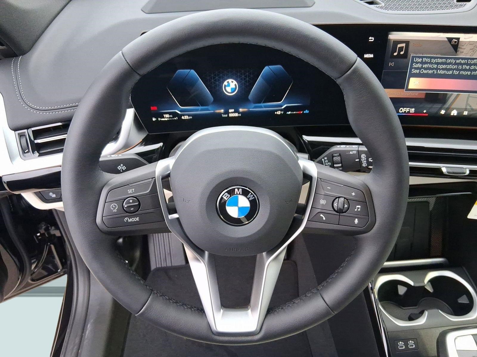 Used 2026 BMW X1 xDrive28i w/ Technology Package AWD/4WD image 14