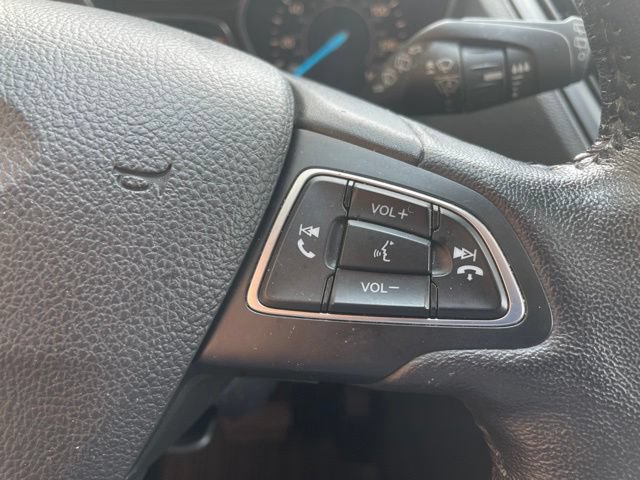Used 2018 Ford Escape Titanium w/ Ford Safe & Smart Package AWD/4WD image 27