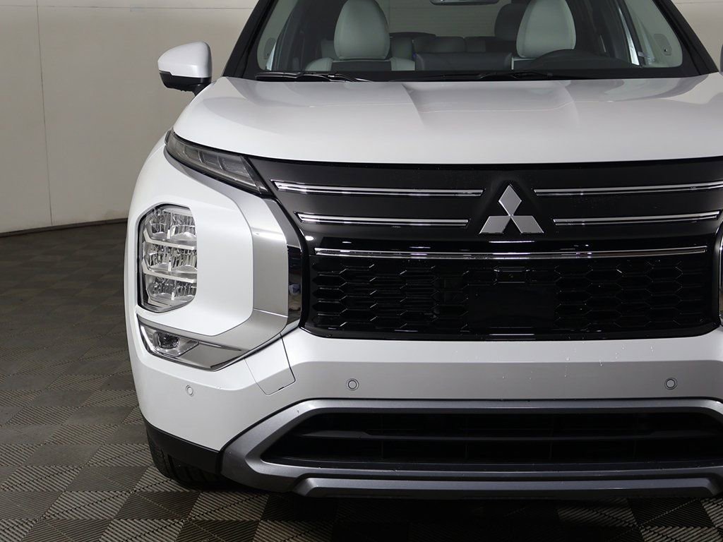New 2026 Mitsubishi Outlander SE FWD image 15