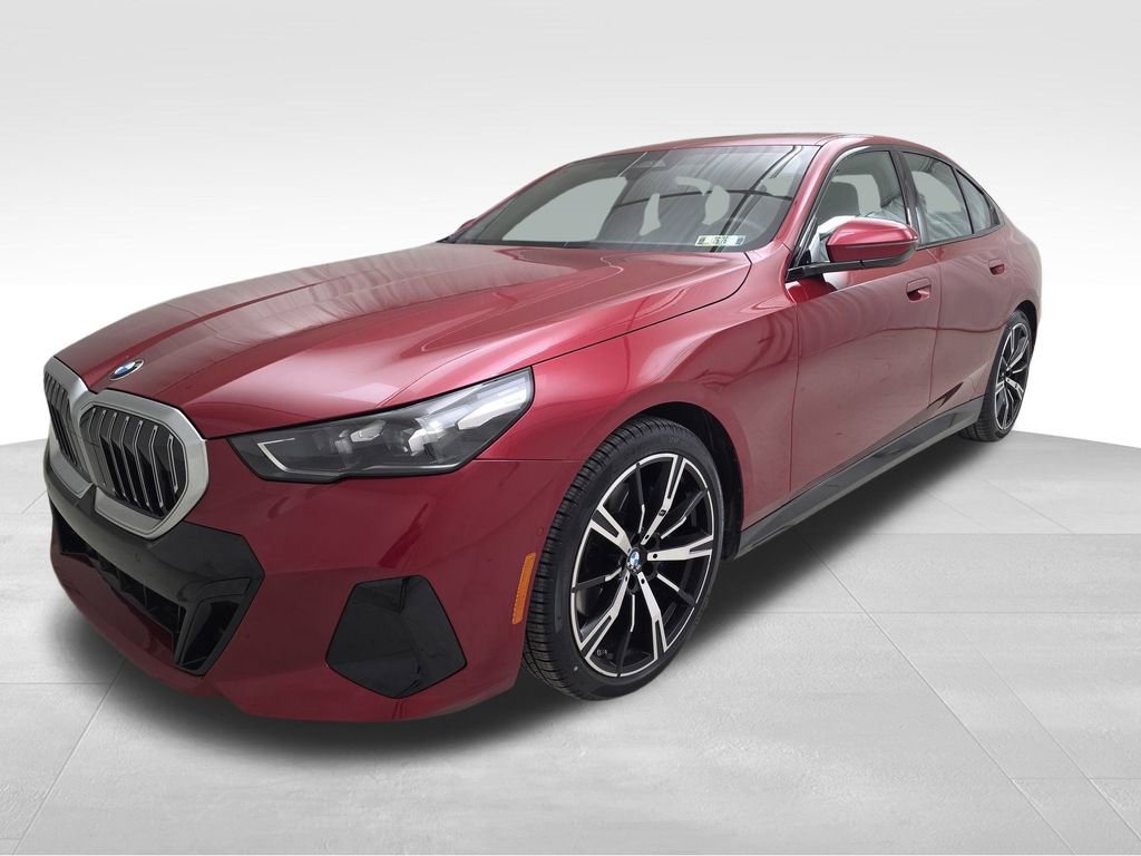 Certified 2024 BMW 530i xDrive w/ M Sport Package image 5