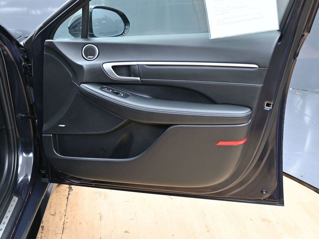Used 2025 Hyundai Sonata Limited FWD image 40
