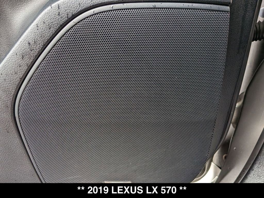 Used 2019 Lexus LX 570 4WD w/ Luxury Package image 25